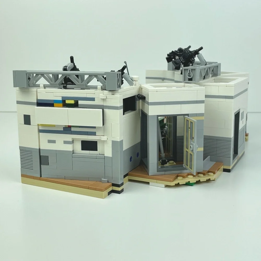 LEGO Ideas Seinfeld 21328 Building Kit Collectible Display Model Complete No Box